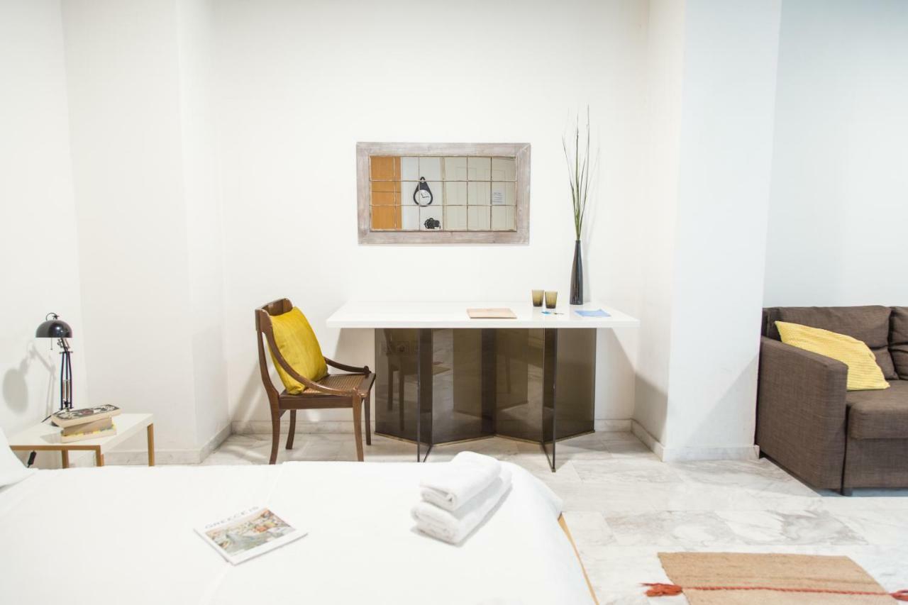 Concierge Downtown Aparthotel Athens Ngoại thất bức ảnh
